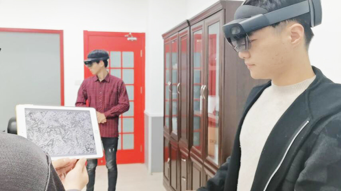 在iPad端為HoloLens進行空間位置的校準(zhǔn)